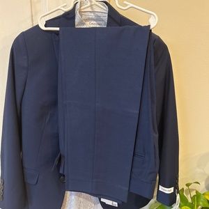 Kids 3 piece navy pants suit size 10